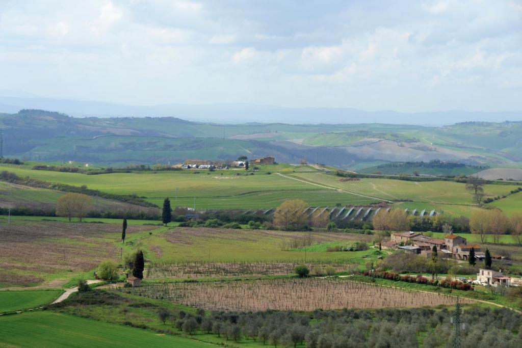 Castello Delle Serre Раполано Терме Екстериор снимка