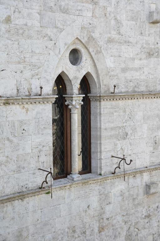 Castello Delle Serre Раполано Терме Екстериор снимка