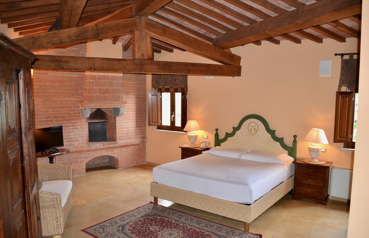 Castello Delle Serre Раполано Терме Екстериор снимка